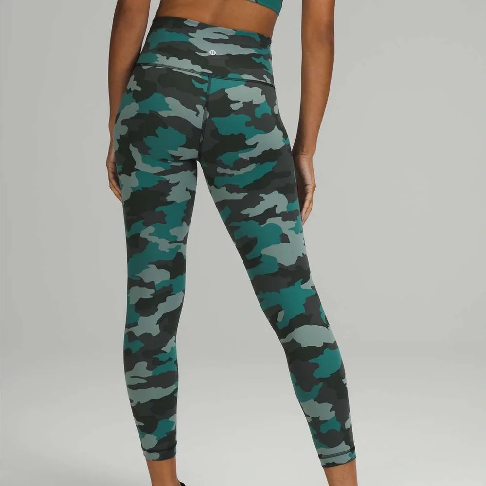 Lululemon Wunder Train High-Rise Tight 25” - Picture 2 of 2
